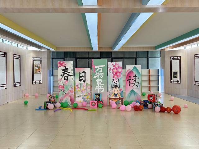 合肥一六八新橋教育集團(tuán)本部：拾光書驛<strong></p>
<p>光繪機(jī)</strong>，悅讀繪夢:光繪機(jī)